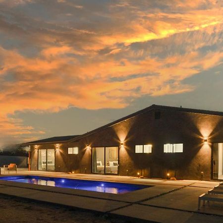 Luxury Retreat Villa Joshua Tree Exterior photo