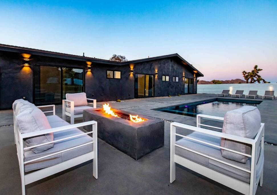Luxury Retreat Villa Joshua Tree Exterior photo